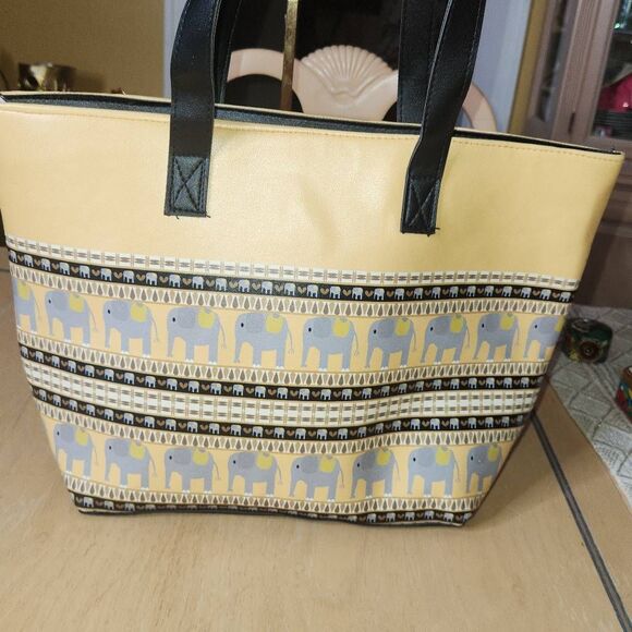 Styco gold and gray elephant tote - Picture 3 of 5